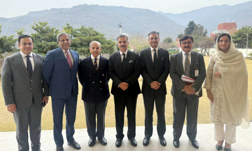 PM Shehbaz visits CJP Afridi, agrees to give input on judicial reforms PM Shehbaz visits CJP Afridi, agrees to give input on judicial reforms