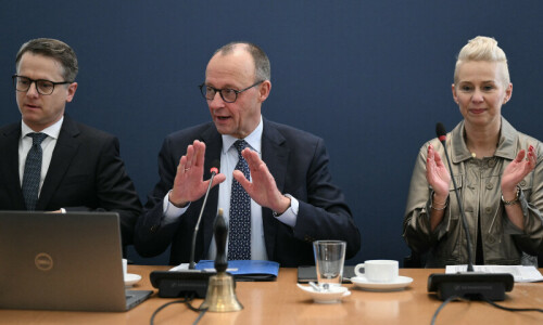 German vote winner Merz faces tough talks to build govt German vote winner Merz faces tough talks to build govt