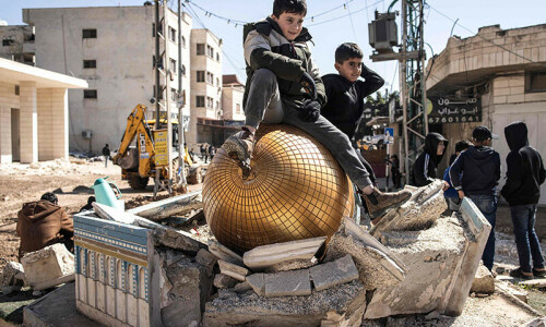 Israel considers extending 42-day truce in Gaza