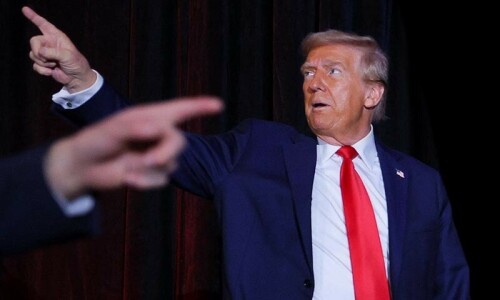 Trump threatens EU with 25pc tariff Trump threatens EU with 25pc tariff