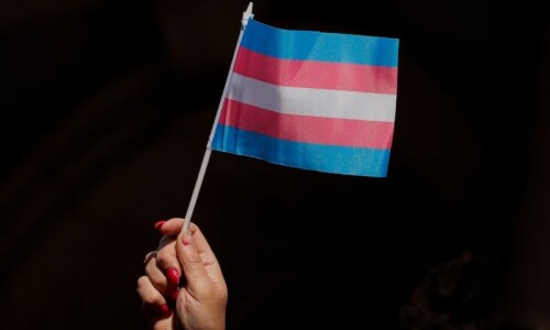 Transgender US service members to be removed from military, Pentagon memo shows
