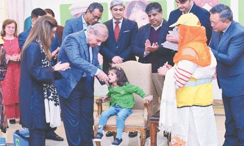 PM launches year&rsquo;s first polio drive