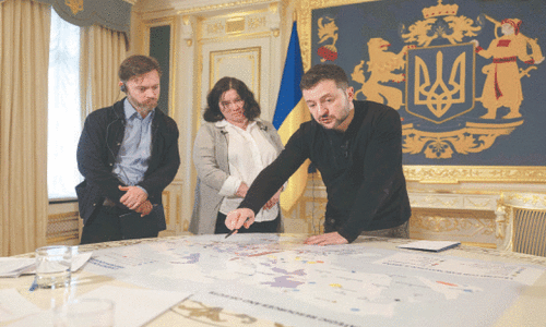 Zelensky offers mineral partnership to US, seeks security in return Zelensky offers mineral partnership to US, seeks security in return