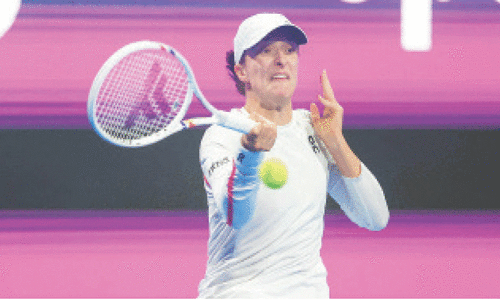 Swiatek off to flying start at Qatar Open