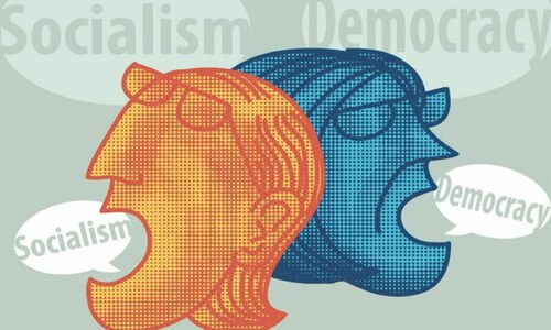 SMOKERS&rsquo; CORNER: THE END OF HISTORY?