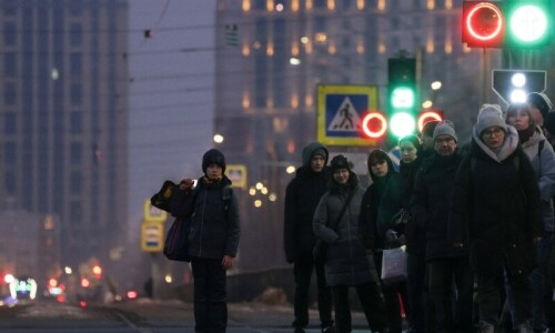 Russia suggests resuming direct flights at Istanbul talks with US