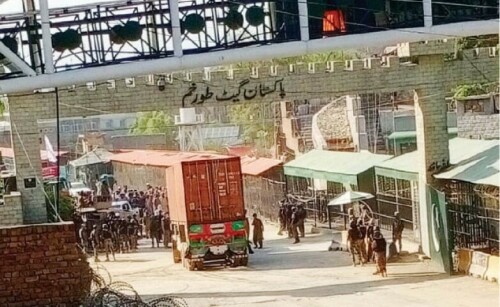 Traders, transporters suffer losses as Torkham border remains closed Traders, transporters suffer losses as Torkham border remains closed