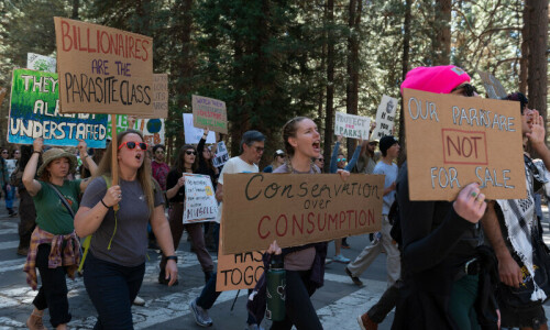 US federal workers receive second email for justifying jobs