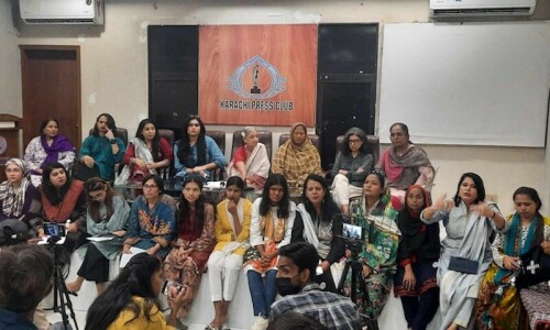 Karachi Aurat March set for Mother’s Day to pay tribute to their unpaid labour: organisers Karachi Aurat March set for Mother’s Day to pay tribute to their unpaid labour: organisers