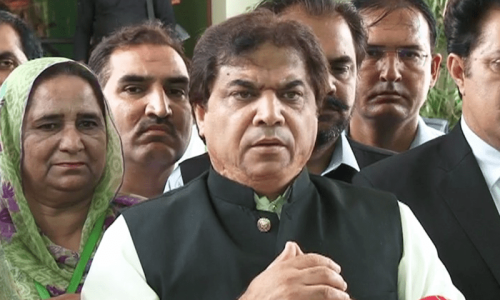 Abbasi may order probe into auction of Pakistan Railways properties Abbasi may order probe into auction of Pakistan Railways properties