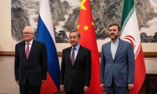 Beijing calls for end to sanctions against Tehran