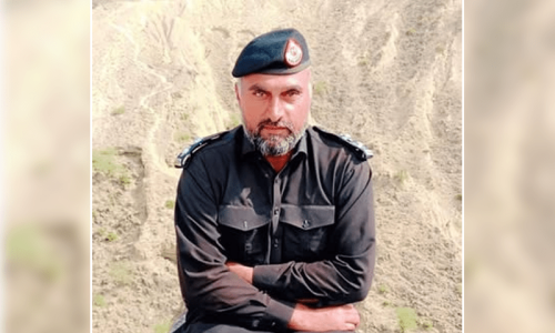 Two cops martyred in overnight KP attacks Two cops martyred in overnight KP attacks