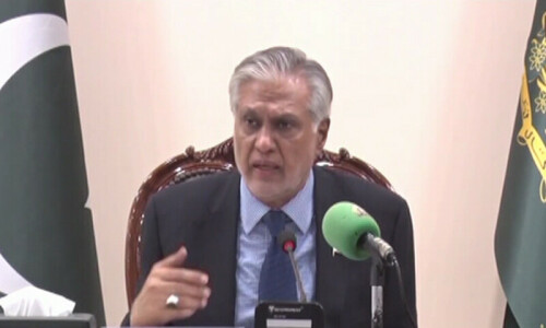 Sugar prices should not exceed Rs164 per kg, says Deputy PM Dar Sugar prices should not exceed Rs164 per kg, says Deputy PM Dar