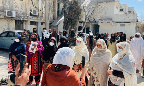 Protesters take away bodies from Quetta hospital morgue Protesters take away bodies from Quetta hospital morgue