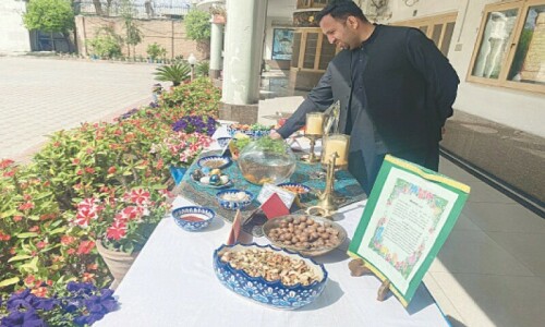 Parsis in Karachi celebrate Nauroz with traditional zeal Parsis in Karachi celebrate Nauroz with traditional zeal
