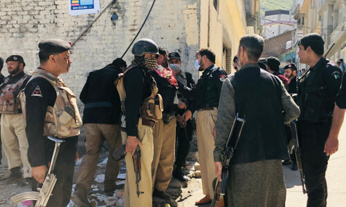 Cop martyred, 3 injured in Swat police operation as drug smuggler killed