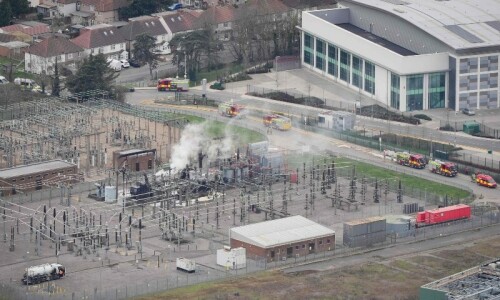 Unclear when Heathrow will re-open as closure causes global turmoil