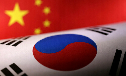 Japan, China and South Korea agree to promote peace, cooperation