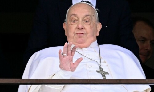 Pope returns home after five weeks in hospital