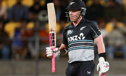 Seifert blitz as New Zealand crush Pakistan to win T20 series 4-1