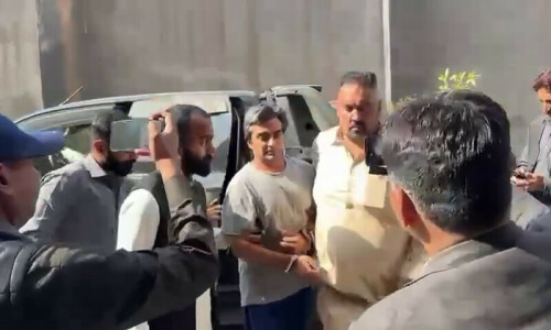 Journalist Waheed Murad sent on 2-day physical remand by Islamabad court for posting ‘intimidating content’ Journalist Waheed Murad sent on 2-day physical remand by Islamabad court for posting ‘intimidating content’