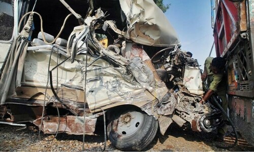 Six killed in double bus crash in Balochistan’s Kalat Six killed in double bus crash in Balochistan’s Kalat