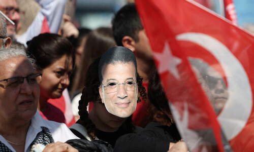 Large crowds rally in Istanbul to protest against jailing of city’s mayor Large crowds rally in Istanbul to protest against jailing of city’s mayor