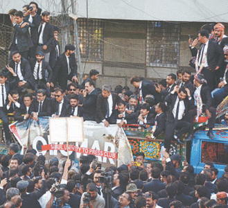 Lawyers from across Sindh slam canals project, corporate farming and Peca amendments