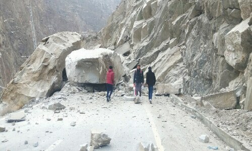 Karakoram Highway reopened, Baltistan road blocked again