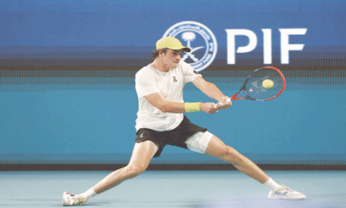 De Minaur ends Fonseca challenge, Zverev advances in Miami De Minaur ends Fonseca challenge, Zverev advances in Miami