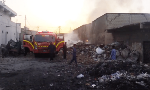High concentration of chemicals found in boiling water samples of Korangi Creek fire: report