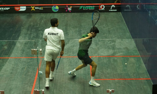 Noor, Hamza reach last eight at U-23 World Squash Championship