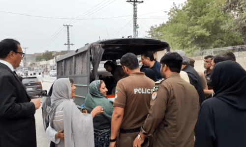 Clash outside Adiala after Imran’s sisters denied meeting Clash outside Adiala after Imran’s sisters denied meeting