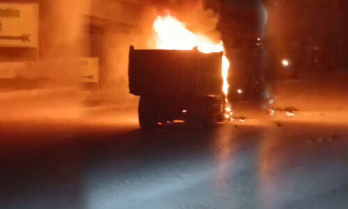 Nine dumpers, water tankers torched after accident in North Karachi Nine dumpers, water tankers torched after accident in North Karachi