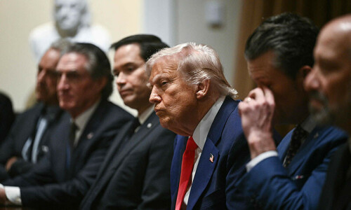 US stocks down as trade war with China escalates; EU pauses countermeasures US stocks down as trade war with China escalates; EU pauses countermeasures