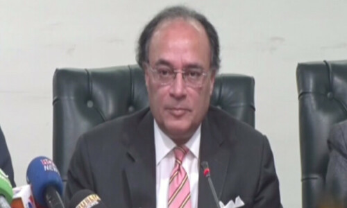 Won’t allow middlemen to stop people from reaping benefits of reduced inflation: finance minister