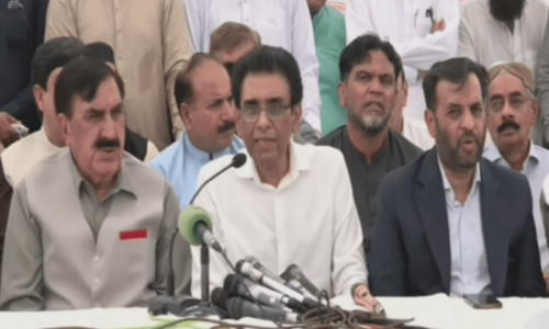 Karachi’s road mishaps an administrative failure, not an ethnic issue: ANP’s Shahi Sayed Karachi’s road mishaps an administrative failure, not an ethnic issue: ANP’s Shahi Sayed