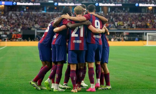 Barca, PSG look to seal Champions League semi-final berths