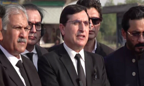 Imran didn&rsquo;t authorise anyone for any talks, PTI&rsquo;s Barrister Gohar claims