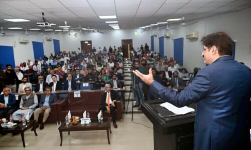 CM Murad blasts Punjab for opening TP Link Canal amid Sindh water shortage