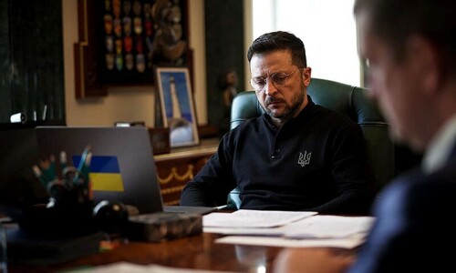 Russia resumes attacks on Ukraine after Easter truce Russia resumes attacks on Ukraine after Easter truce