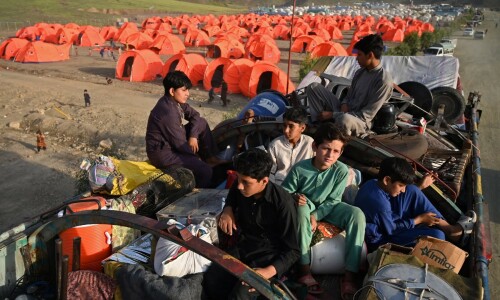 Fleeing Pakistan, Afghans rebuild from nothing Fleeing Pakistan, Afghans rebuild from nothing