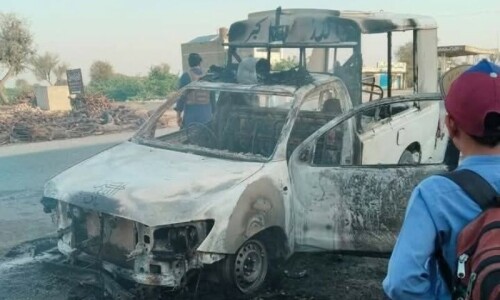 3 traffic cops injured in &lsquo;terrorist attack&rsquo; in KP&rsquo;s Lakki Marwat district: police