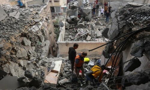 Israel warns of &lsquo;larger&rsquo; Gaza assault as strikes kill 55