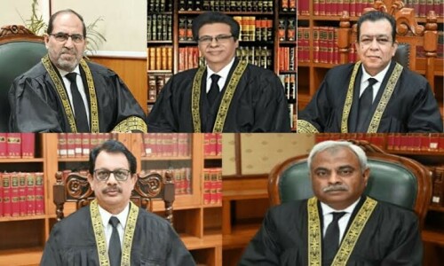SC irked by judges’ transfer debate under garb of public interest SC irked by judges’ transfer debate under garb of public interest