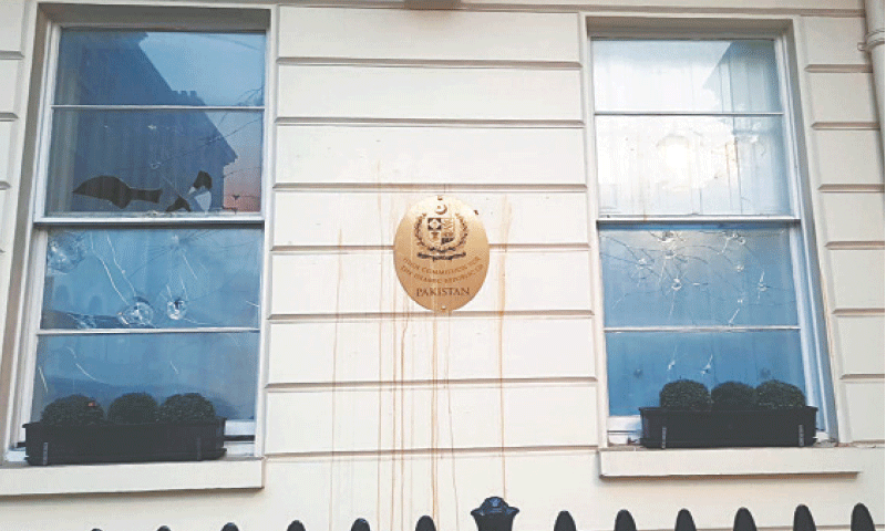 Pakistan seeks action against London mission vandals Pakistan seeks action against London mission vandals