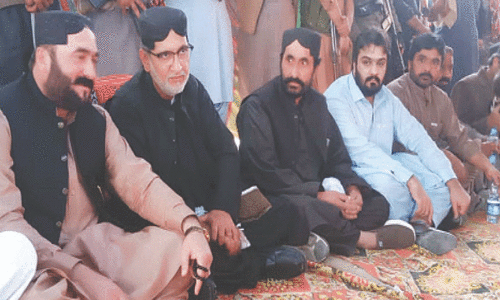 Mengal warns of march on Quetta