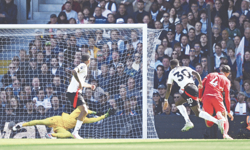 Liverpool&rsquo;s rare loss delays title march, Southampton relegated