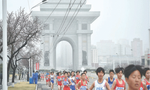 Foreigners run in N. Korea’s first Pyongyang Marathon for six years Foreigners run in N. Korea’s first Pyongyang Marathon for six years