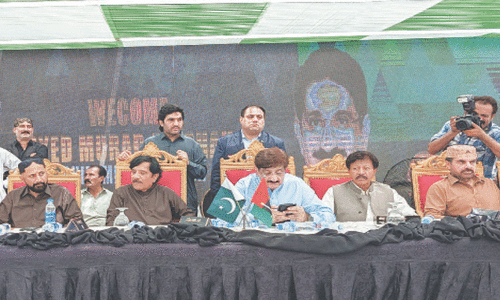 Murad vows to reject canals project at all available forums